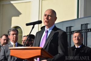 „O să vadă Iohannis!”: Liderul baptiştilor din Bihor îl avertizează pe preşedinte că românii vor boicota referendumul pentru justiţie (VIDEO)