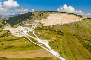 O carieră de piatră, la temelia bugetului unei comune din judeţul Alba