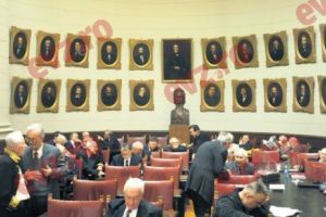 Replica Academiei Române la declaraţiile liderului UDMR, cum că în ţara noastră ar exista interesul, chiar din partea forurilor academice, ca maghiarii să nu beneficieze de reprezentativitate 