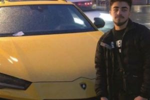 Bătaie generală între fanii unor celebrităţi de pe YouTube | VIDEO