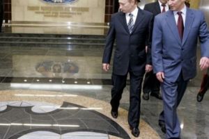 Spionaj într-o bază NATO. Doi angajaţi de la o bază aeriană au fost acuzaţi de spionaj în favoarea Rusiei