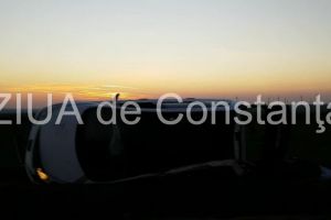 Imagini de la eveniment: Accident rutier la Gura Dobrogei, judetul Constanta. O masina, rasturnata. Doua victime