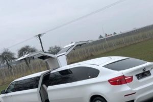 Limuzina BMW surprinsa pe coclauri! Zeci de argeseni interesati