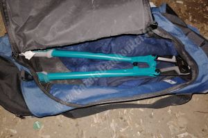 TÂRGOVIȘTE: Prinşi  în flagrant în timp ce spărgeau un automat de cafea