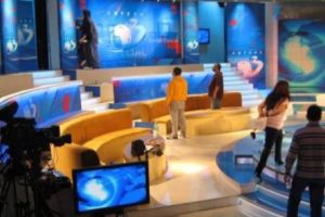 Candidatul de temut pentru alegerile prezidenţiale vine din trustul Intact. Ce jurnalist a luat decizia 