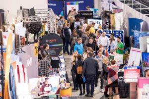 Peste 60 de companii oferă locuri de muncă la Târgul de Cariere Cluj