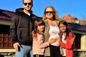 
Mihai Morar este în culmea fericirii! Va deveni tată pentru a treia oară
