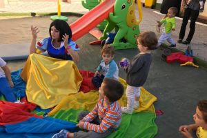 Șapte ani de activitate: Coordonatorul Baby Genius, Liliana Naclad - Imi e suficient sa ii privesc pe cei mici. In ochii copiilor vad cerul“   