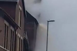 „Cascadă” de bere într-un oraş din Marea Britanie