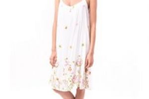 Cele mai adecvate tinute pentru vara