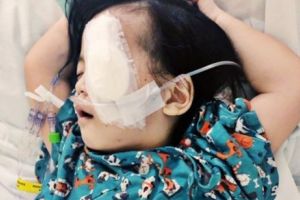 Decizie radicală luată de un cuplu din SUA. Aceştia şi-au dus fetiţa la medic pentru a-i scoate ochii. FOTO