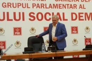 Dragnea, după CEX: M-am întors, deşi au vrut să-mi bage cuţitul în spate unii în halat alb