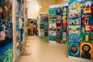 COMUNICAT DE PRESĂ -CONCURSUL NAŢIONAL DE CREAȚIE PLASTICĂ „ARTA – ÎNTRE TALENT ȘI DĂRUIRE”