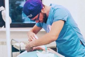 Percheziţii la DSP Bucureşti. Funcţionarii sunt acuzaţi că i-au dat parafă falsă lui Matteo Politi