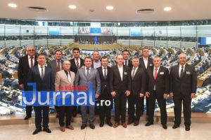 Bruxelles-ul, luat cu asalt de primarii PNL din Vrancea