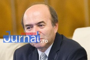 Ce a păţit ministrul vrâncean Tudorel Toader chiar de ziua lui