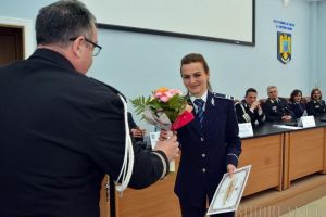 Ziua Poliţiei, la Oradea: Peste 100 de avansări în grad şi multe diplome pentru poliţiştii merituoşi. Nu avem 