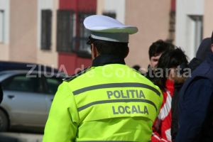 A scapat de puscarie!:   Fost politist local, condamnat definitiv si obligat la munca in folosul comunitatii  