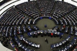 Ministrul Justiţiei a cerut ridicarea imunităţii unui europarlamentar. Putea scăpa cu o amendă, dar a respins acuzaţiile