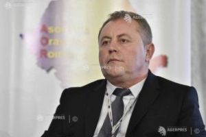 Preşedintele AOR, la aniversarea a 25 de ani ai asociaţiei: Oraşul mic trebuie să reprezinte polul de dezvoltare zonală