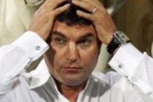 Cristi Borcea, îngrijit după gratii de un bărbat. Dezvăluiri incredibile din anturajul omului de afaceri: „Tu eşti d-ăla? Mi-a zis că da!”