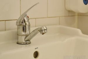 CAO: Locuitorii de pe trei străzi din centrul Oradiei rămân, miercuri,  fără apă