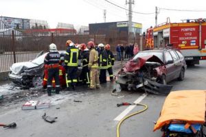 Un bărbat din comuna Livezeni, accidentat pe DN1. Un alt şofer a decedat