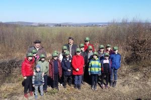 „Micii ecologişti” din Putna, în vizită la Direcţia Silvică Suceava