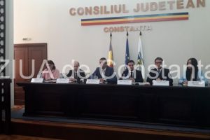 Constanta: Ministrul Dezvoltarii, Daniel Suciu, prezent la semnarea contractelor de finantare pentru modernizarea DJ 226 si DJ 226A (galerie foto)