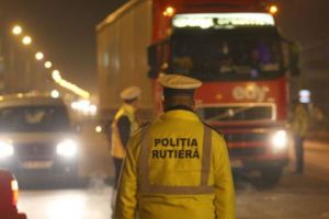 TIR condus de un şofer băut bine pe străzile din Mediaş