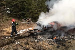 Arsuri de gradele III şi IV şi pierderi de circa 8000 de lei, din cauza neglijenţei