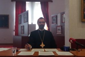 VIDEO: ”Ne dorim ca niciun pelerin prezent în Blaj să nu plece fără să-l vadă pe Sfântul Părinte Papa Francisc”