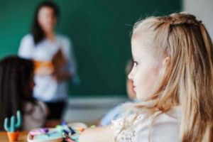 966 locuri libere în clasele pregătitoare