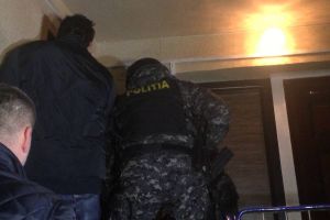 Urmărit internaţional ce se ascundea în Satu Mare, prins de ,,mascaţii” Poliţiei