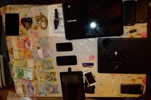 DIICOT: Perchezitii in Ialomita si pe teritoriul Marii Britanii, intr-un dosar de proxenetism, trafic de droguri mare risc si spalarea banilor