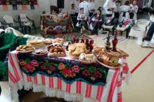 Colegiul Economic “Nicolae Titulescu” Baia Mare: Simpozionul Turism Cultural, Obiceiuri si Traditii, la editia a V-a (FOTO)