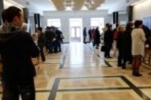 Companiile există, locuri de muncă ar fi, dar cine să fie interesat…