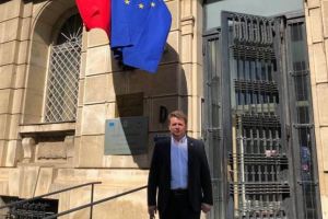 Contract de finanţare nerambursabilă de 3,5 milioane de lei pentru o administraţie modernă, la Sebeş, semnat de primarul Dorin Nistor