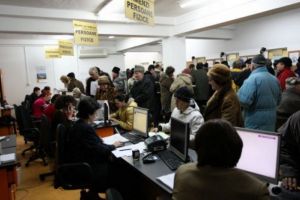 Braşovenii mai au la dispoziţie trei zile în care pot plăti impozitele locale cu reducere