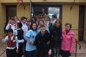 Eveniment social-caritabil organizat în cadrul proiectului ,,E K TINE”, la Școala Primară ...