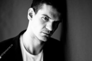 Tudor Chirilă ar putea ajunge în ÎNCHISOARE. Ce spune Politia despre loviturile aplicate de cantaret unui barbat, pe strada