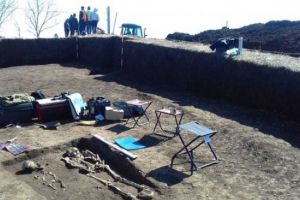 Prahova, in topul descoperirilor arheologice! Ce au gasit arheologii într-o movilă din Strejnicu. Datează din secolul III