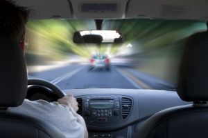 Un tânăr din Oradea prins drogat la volan în trafic: Poliţiştii i-au întocmit dosar penal şi l-au lăsat fără permis de conducere