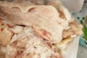 După gravele nereguli descoperite de OPC, firma de catering care prepara mâncare în condiţii insalubre începe să piardă clienţi [VIDEO]