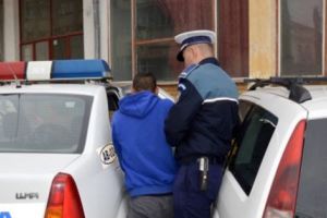 Şi-a bătut nevasta şi e sub control judiciar