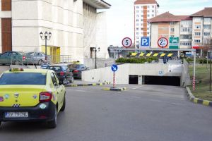 Taxă de 1 leu/oră la parcările subterane din Suceava, din luna aprilie