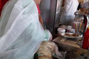 Magazine alimentare din Satu Mare, amendate de inspectorii DSVSA