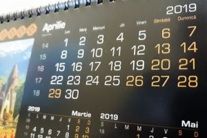Șase zile libere, la finalul lui aprilie