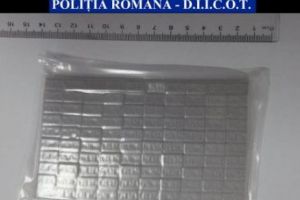 Reţea de traficanţi de droguri a fost destructurată la Râmnicu Vâlcea