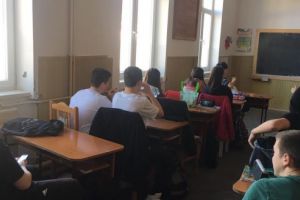 Studenţii de la „Dimitrie Cantemir” vin în ajutorul poliţiei mureşene în şcoli prin activităţi pe teme legate de siguranţa copiilor